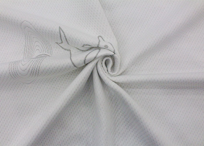 WHOLESALE COLOR  WHITE FABRICS 100 POLYESTER KNITTED FABRIC SOFT SKIN PATTERN YARN MATTRESS FABRIC JACQUARD MATTRESS FABRIC